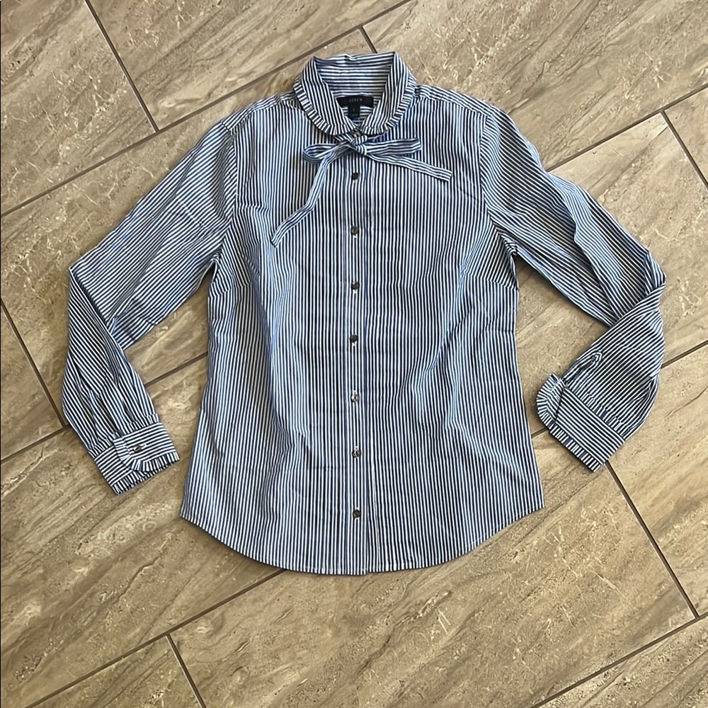 Classic Blue Pinstripe Dress Shirt with Pointed Collar